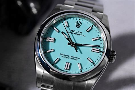 are vintage rolex watches waterproof.